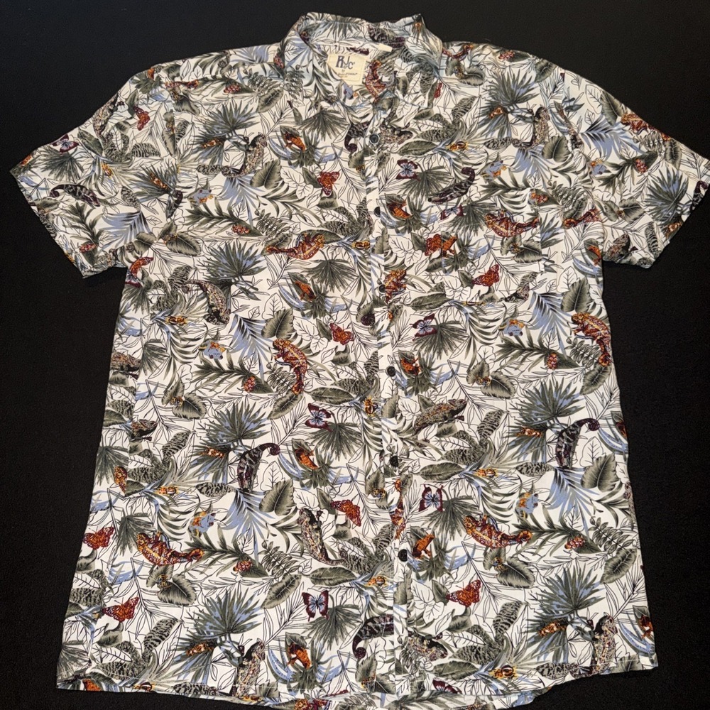 RJC By Rebel James & Charli Me Chameleons Short Sleeve Men's Large
